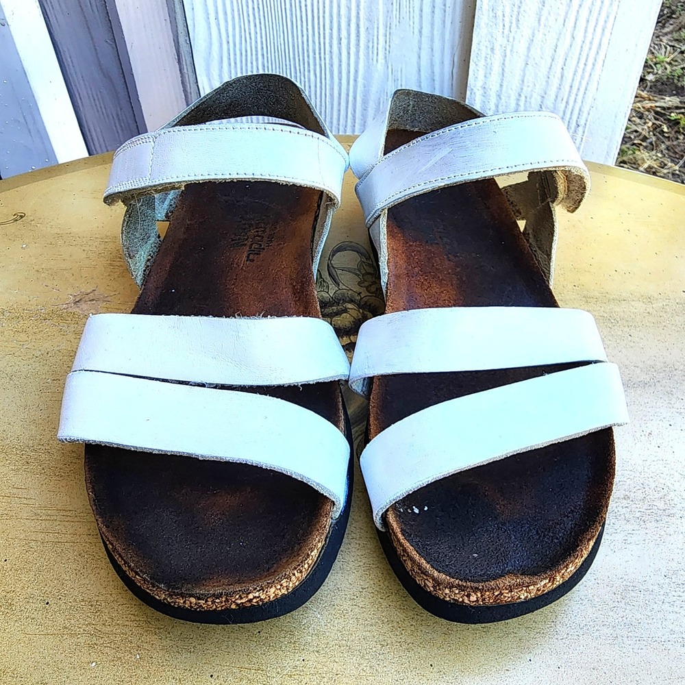 Naot Kayla EU 37 US 6 to 6.5 White Leather Wedge Strappy Cork Sandals Resort